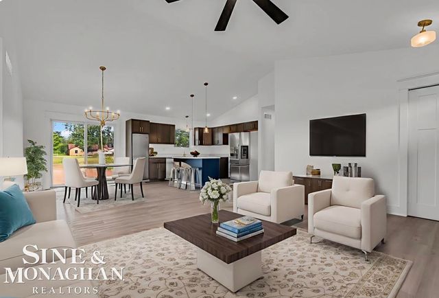 250 Oregon Avenue, Marysville, MI 48040