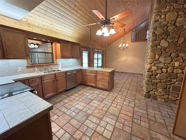 296 County Road 4555, Winnsboro, TX 75494