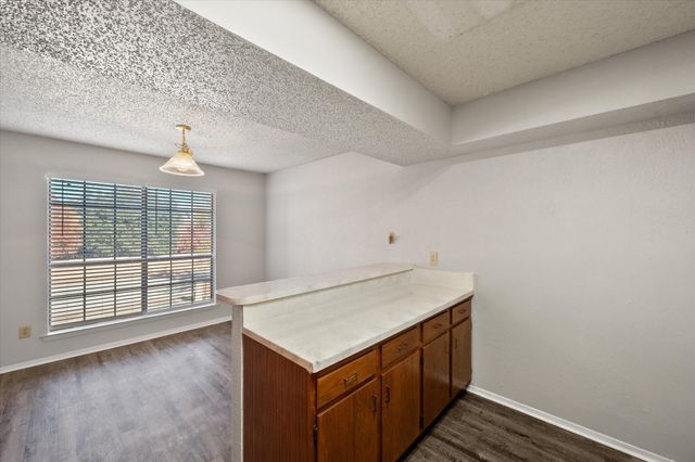 406 E Denton Drive 36, Euless, TX 76039