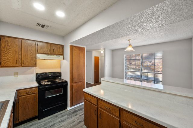 406 E Denton Drive 36, Euless, TX 76039