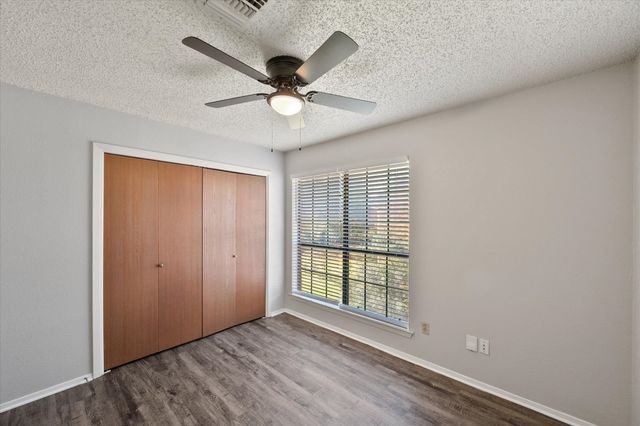 406 E Denton Drive 36, Euless, TX 76039