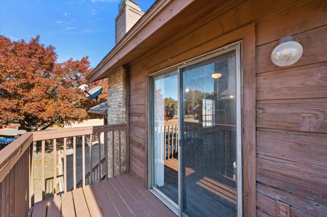 406 E Denton Drive 36, Euless, TX 76039