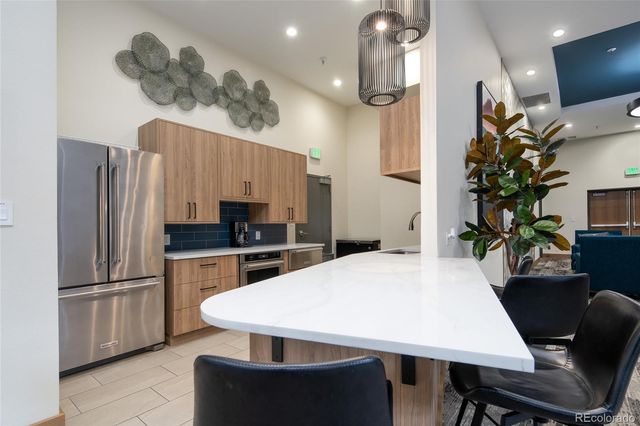 1551 Larimer Street 2002, Denver, CO 80202