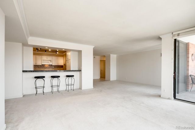 1551 Larimer Street 2002, Denver, CO 80202