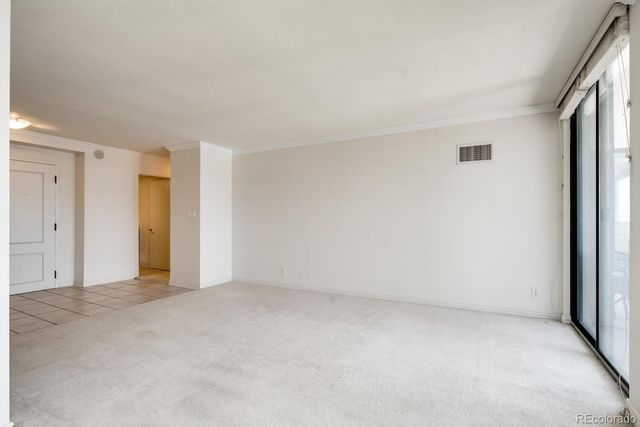1551 Larimer Street 2002, Denver, CO 80202