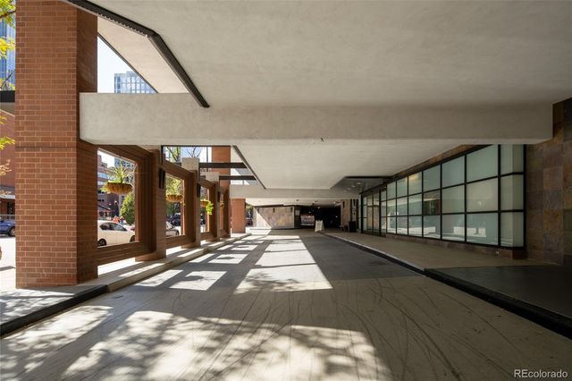 1551 Larimer Street 2002, Denver, CO 80202