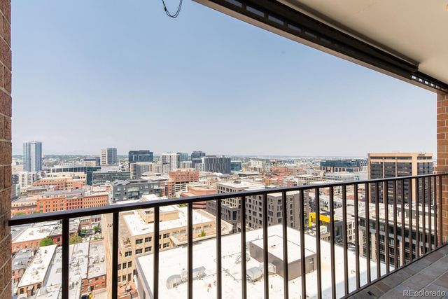 1551 Larimer Street 2002, Denver, CO 80202