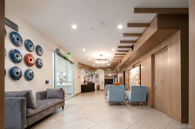 1551 Larimer Street 2002, Denver, CO 80202