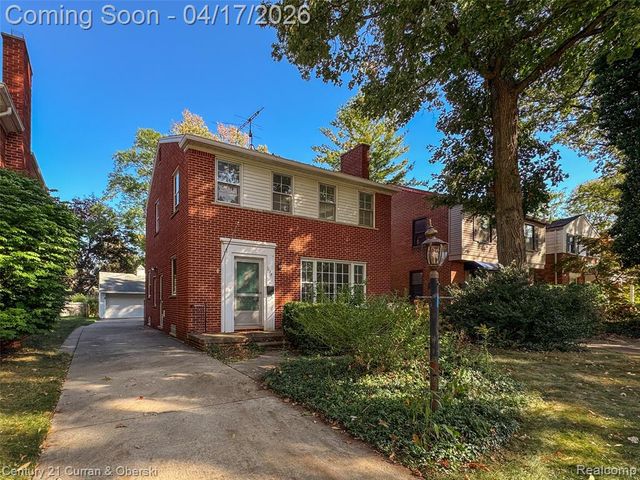 1028 Edgewood Drive, Royal Oak, MI 48067