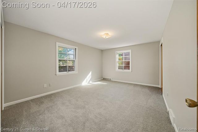 1028 Edgewood Drive, Royal Oak, MI 48067