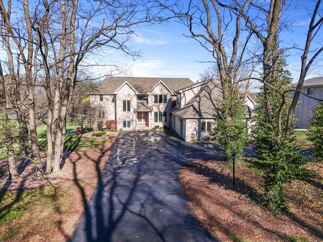 145 Shorewood Drive, Valparaiso, IN 46385