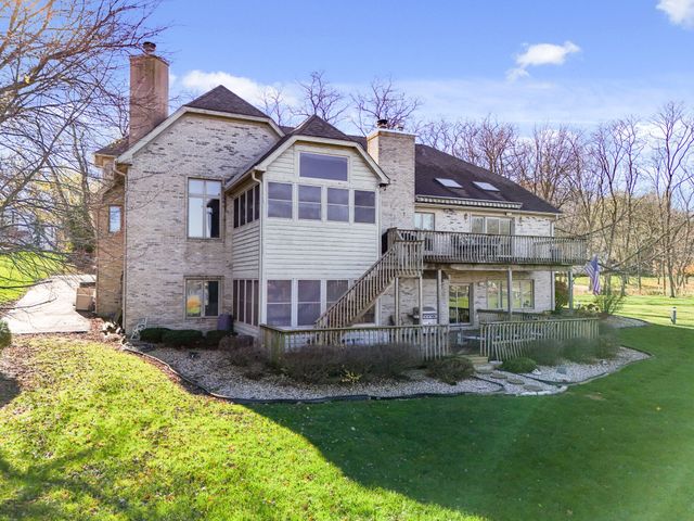 145 Shorewood Drive, Valparaiso, IN 46385