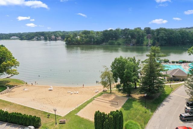145 Shorewood Drive, Valparaiso, IN 46385