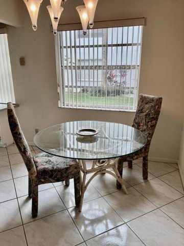 541 Burgundy L 541, Delray Beach, FL 33484