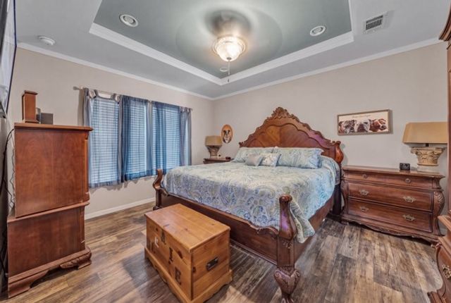 3810 Silver Creek Court, Granbury, TX 76048