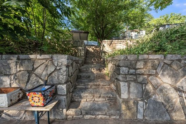 3810 Silver Creek Court, Granbury, TX 76048