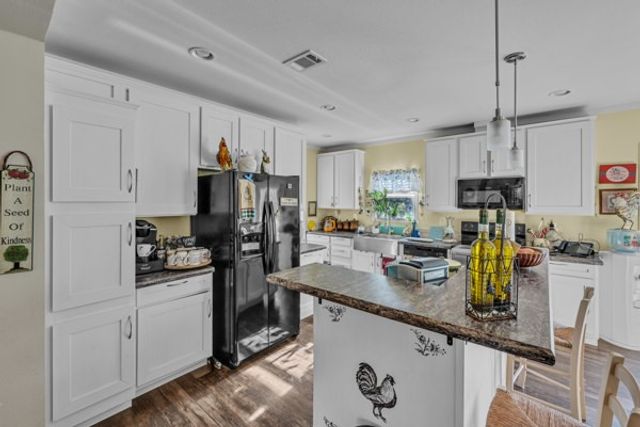 3810 Silver Creek Court, Granbury, TX 76048