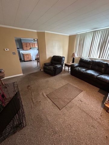 1318 Macarthur Dr, West Deer, PA 15076