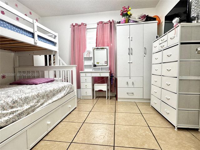 22736 SW 114th Pl, Miami, FL 33170