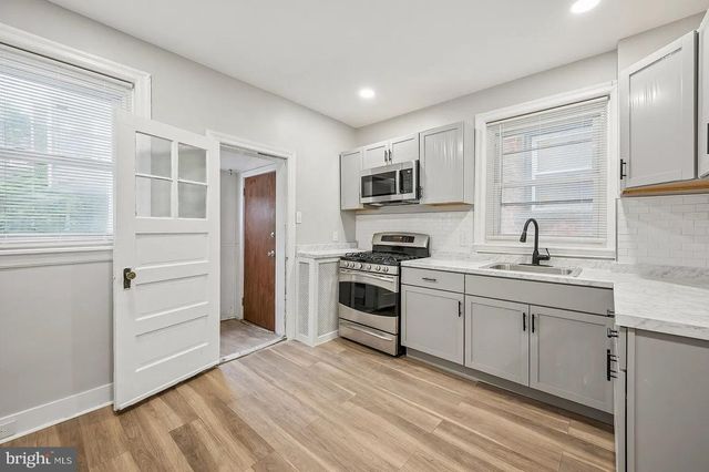 5625 WILLOWS AVE, Philadelphia, PA 19143