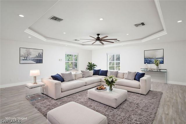 380 6th ST NE, Naples, FL 34120