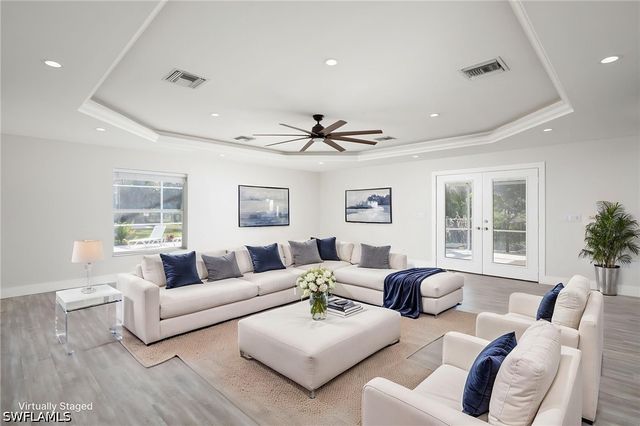 380 6th ST NE, Naples, FL 34120