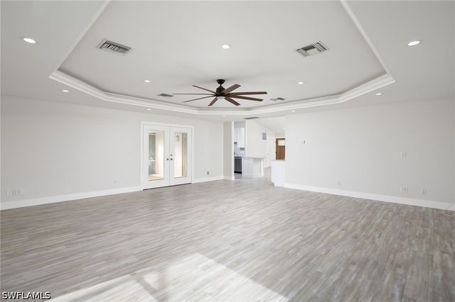 380 6th ST NE, Naples, FL 34120