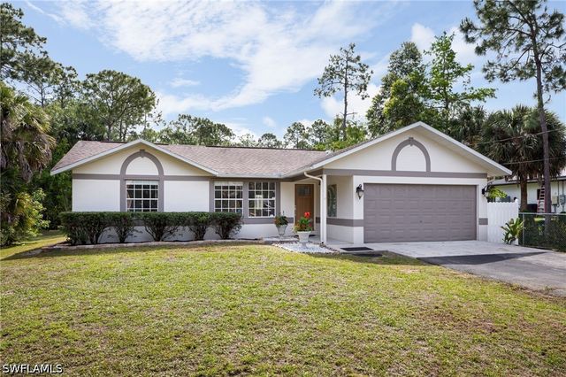 380 6th ST NE, Naples, FL 34120