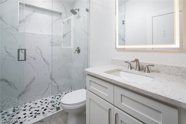 380 6th ST NE, Naples, FL 34120