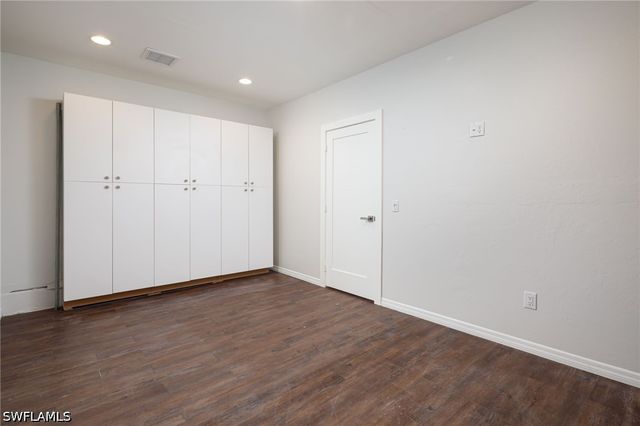 380 6th ST NE, Naples, FL 34120