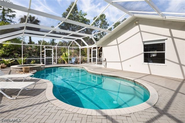 380 6th ST NE, Naples, FL 34120