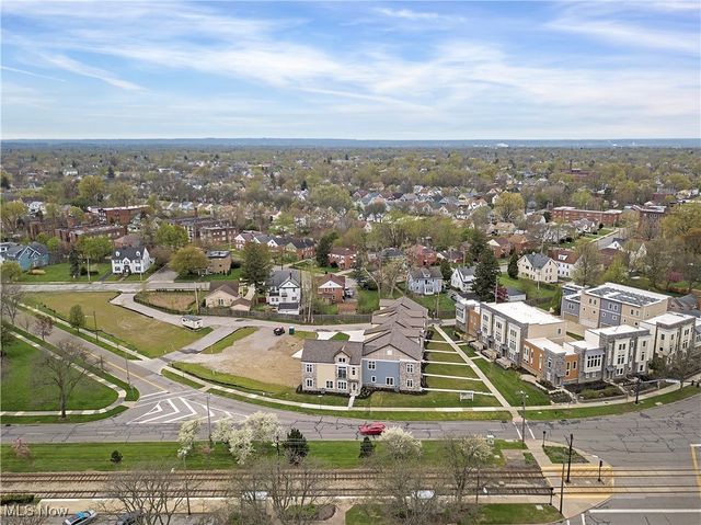 3216 Van Aken Boulevard, Shaker Heights, OH 44120