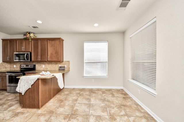 8627 Sweet Pasture Drive, Tomball, TX 77375