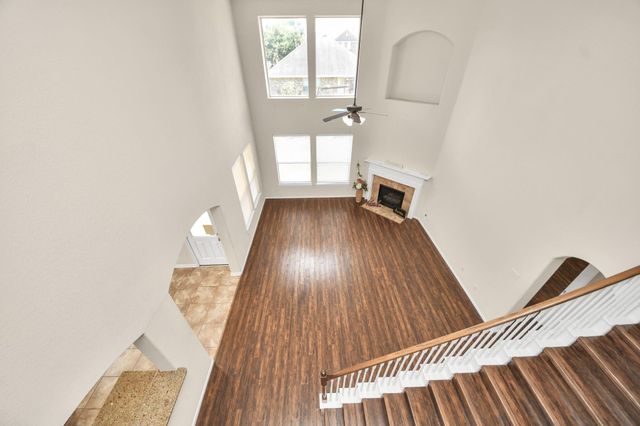 8627 Sweet Pasture Drive, Tomball, TX 77375