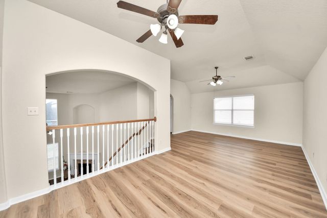 8627 Sweet Pasture Drive, Tomball, TX 77375
