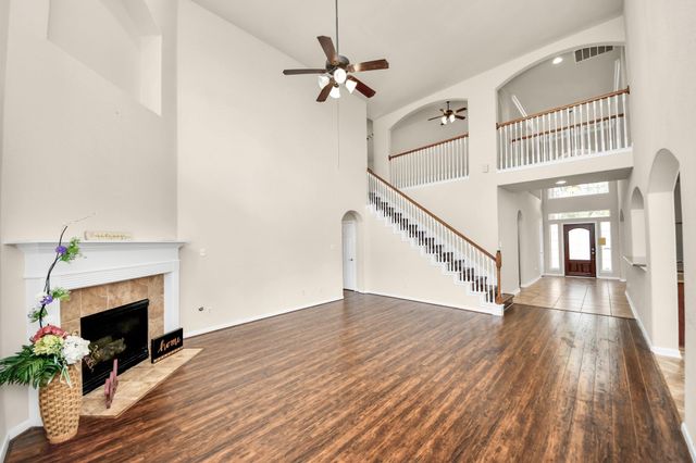 8627 Sweet Pasture Drive, Tomball, TX 77375