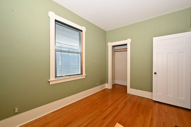 5818 7th Avenue NW, Seattle, WA 98107