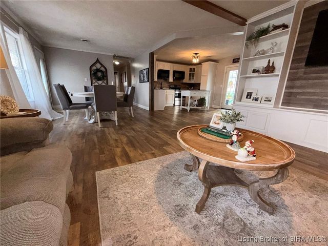 10 Thomas Court, Scottsburg, IN 47170