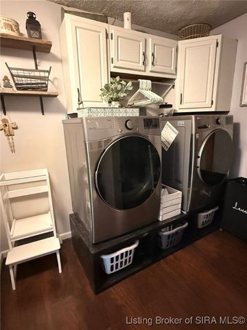 10 Thomas Court, Scottsburg, IN 47170