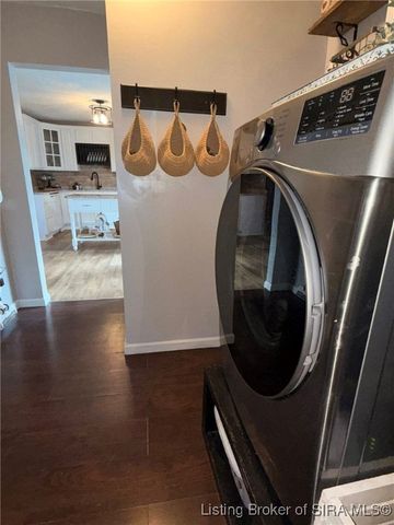 10 Thomas Court, Scottsburg, IN 47170