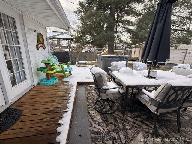 10 Thomas Court, Scottsburg, IN 47170