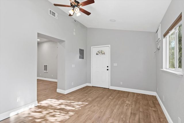 8335 Bailey Rd, Yuba City, CA 95993