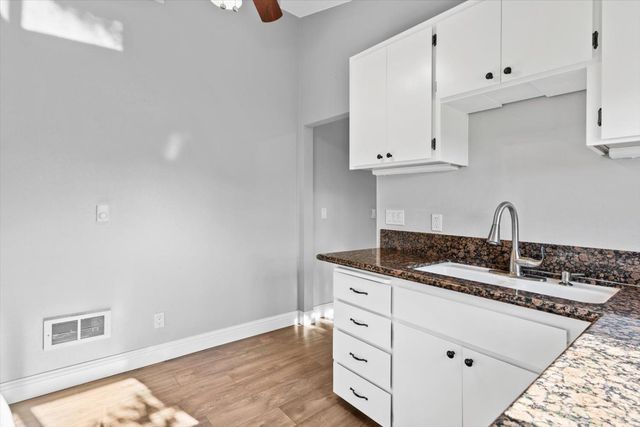 8335 Bailey Rd, Yuba City, CA 95993