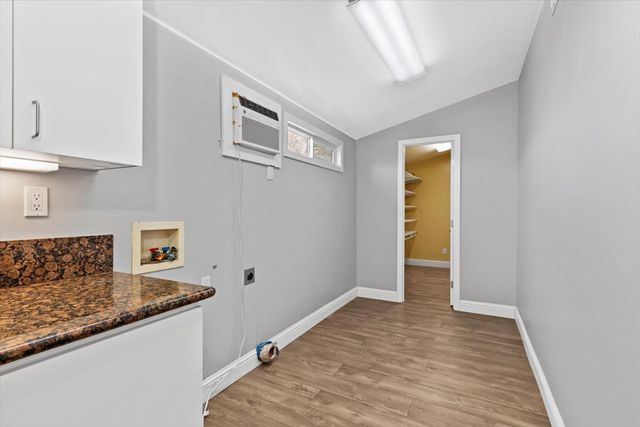 8335 Bailey Rd, Yuba City, CA 95993