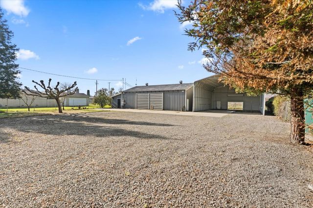 8335 Bailey Rd, Yuba City, CA 95993