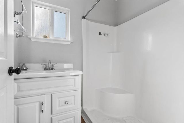 8335 Bailey Rd, Yuba City, CA 95993