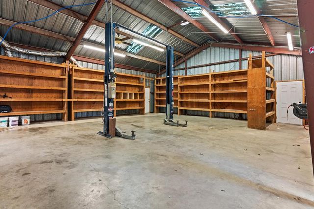 8335 Bailey Rd, Yuba City, CA 95993