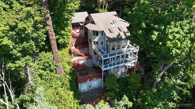 17455 Paige Lane SW, Vashon, WA 98070