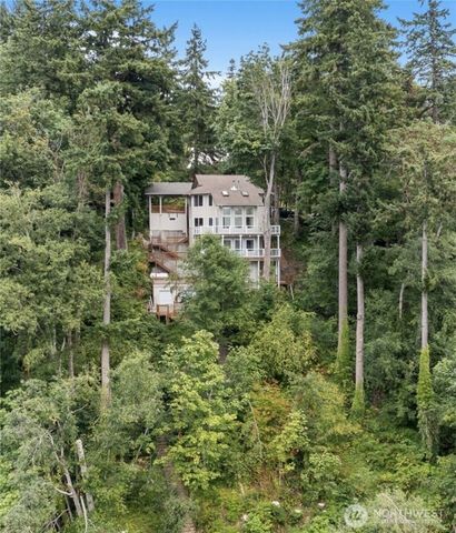 17455 Paige Lane SW, Vashon, WA 98070
