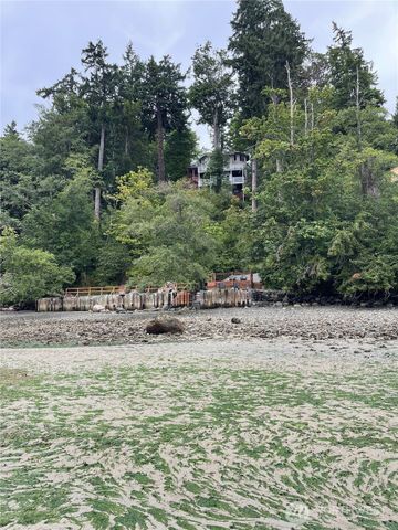 17455 Paige Lane SW, Vashon, WA 98070
